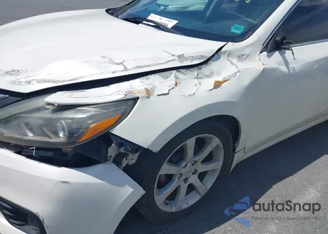 2017 Nissan Altima 2.5 from USA, damaged, VIN 1N4AL3AP2HC122481